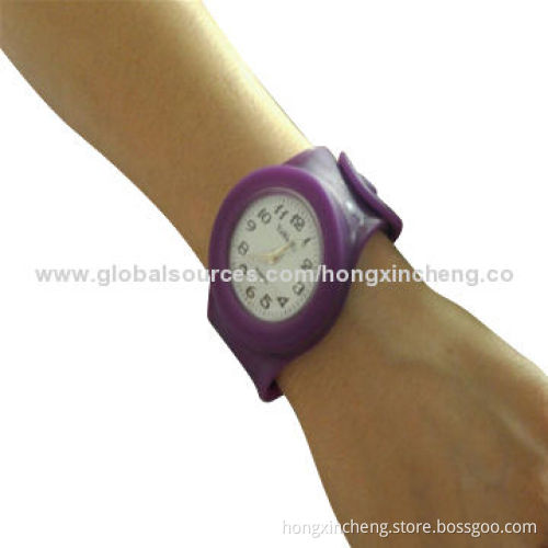 2014 Best Selling Customized Silicone Watch with Quartz Movement